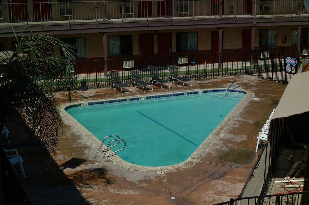 Best Economy Inn&Suites Bakersfield Exterior foto