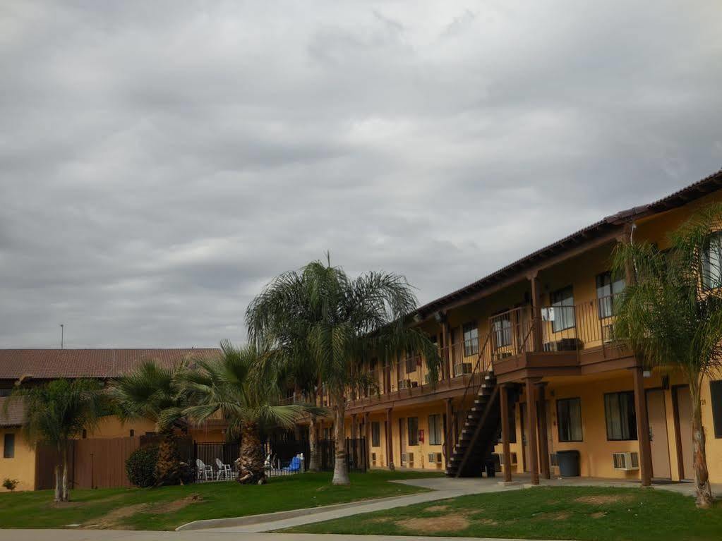 Best Economy Inn&Suites Bakersfield Exterior foto